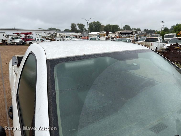 image for item ER1907 2005 Dodge Ram 2500 pickup truck