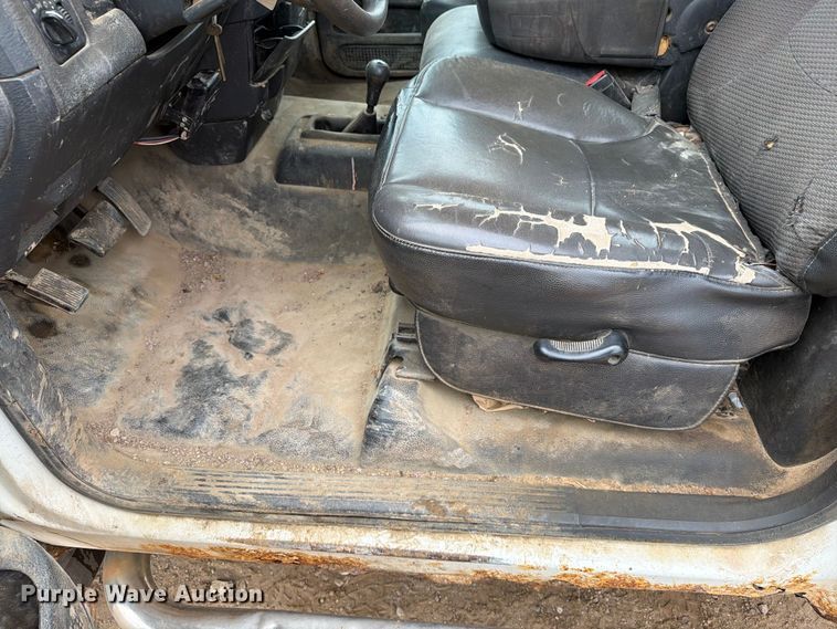 image for item ER1907 2005 Dodge Ram 2500 pickup truck