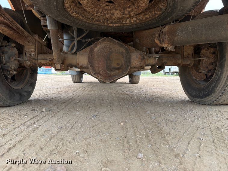 image for item ER1907 2005 Dodge Ram 2500 pickup truck