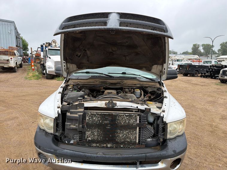 image for item ER1907 2005 Dodge Ram 2500 pickup truck