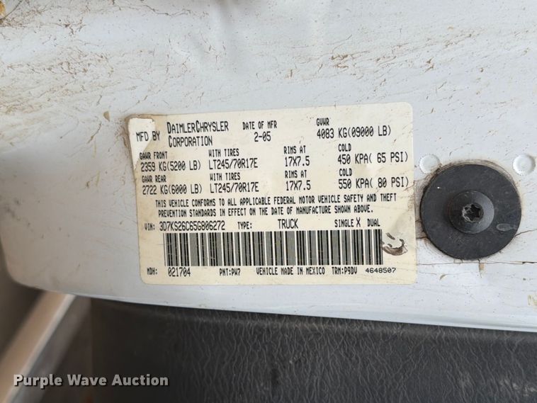 image for item ER1907 2005 Dodge Ram 2500 pickup truck