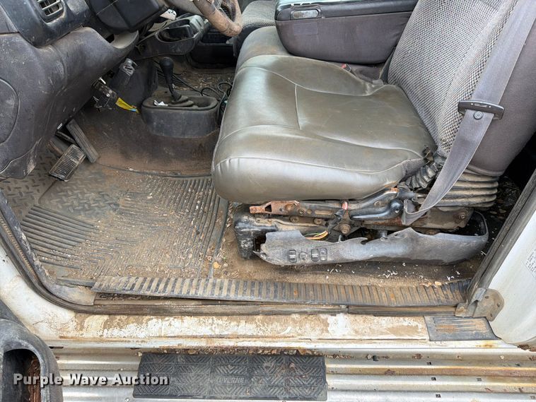 image for item ER1908 2001 Dodge Ram 2500 Ext. Cab pickup truck