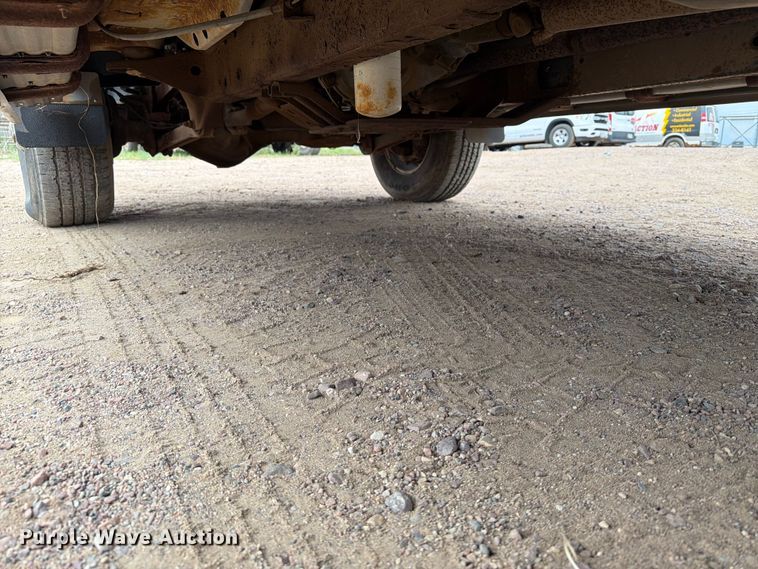 image for item ER1908 2001 Dodge Ram 2500 Ext. Cab pickup truck