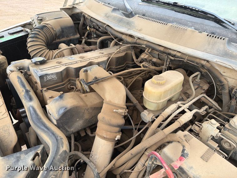 image for item ER1908 2001 Dodge Ram 2500 Ext. Cab pickup truck