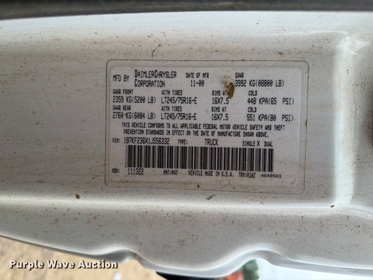image for item ER1908 2001 Dodge Ram 2500 Ext. Cab pickup truck