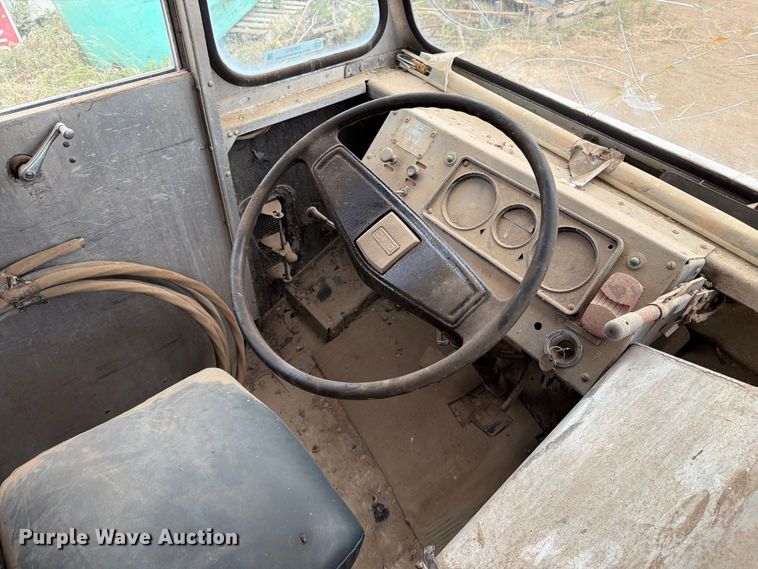 image for item ER1912 1979 GMC delivery van