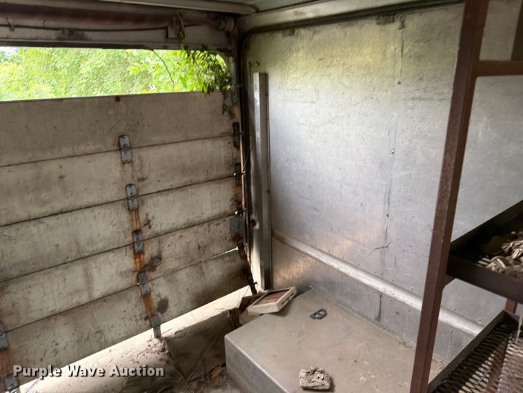 image for item ER1912 1979 GMC delivery van