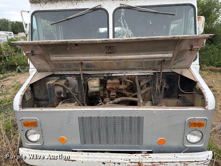 image for item ER1912 1979 GMC delivery van