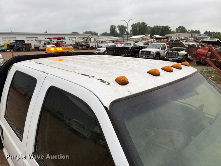 image for item ER1917 2000 Ford F250 Super Duty Crew Cab dump flatbed pickup truck
