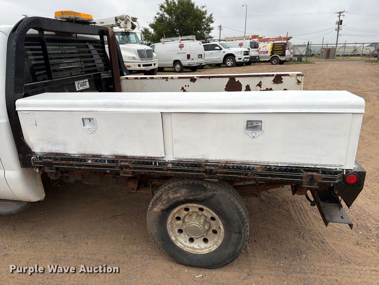 image for item ER1917 2000 Ford F250 Super Duty Crew Cab dump flatbed pickup truck
