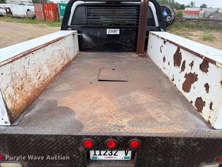 image for item ER1917 2000 Ford F250 Super Duty Crew Cab dump flatbed pickup truck