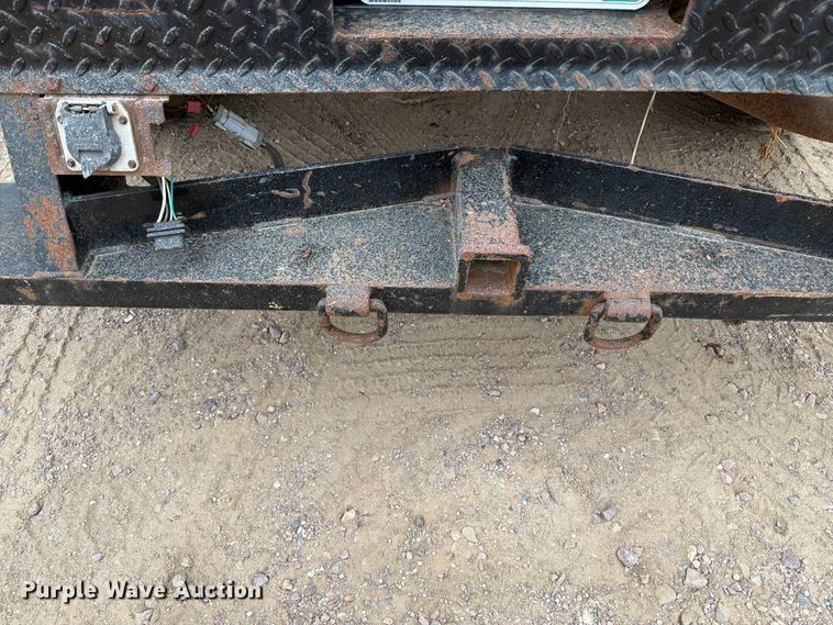 image for item ER1917 2000 Ford F250 Super Duty Crew Cab dump flatbed pickup truck
