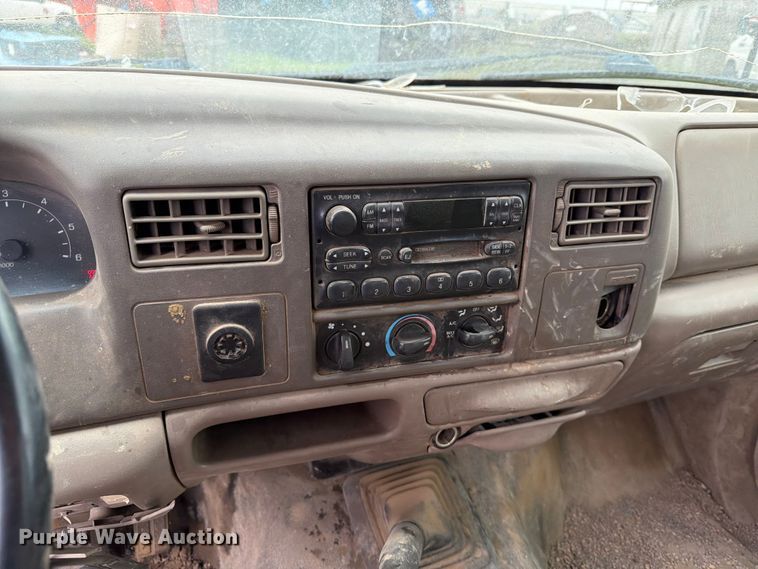 image for item ER1917 2000 Ford F250 Super Duty Crew Cab dump flatbed pickup truck