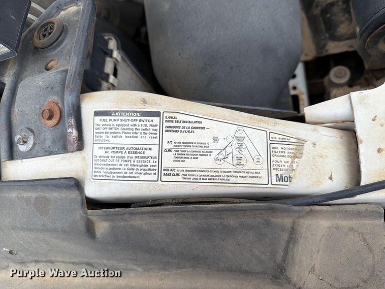 image for item ER1917 2000 Ford F250 Super Duty Crew Cab dump flatbed pickup truck