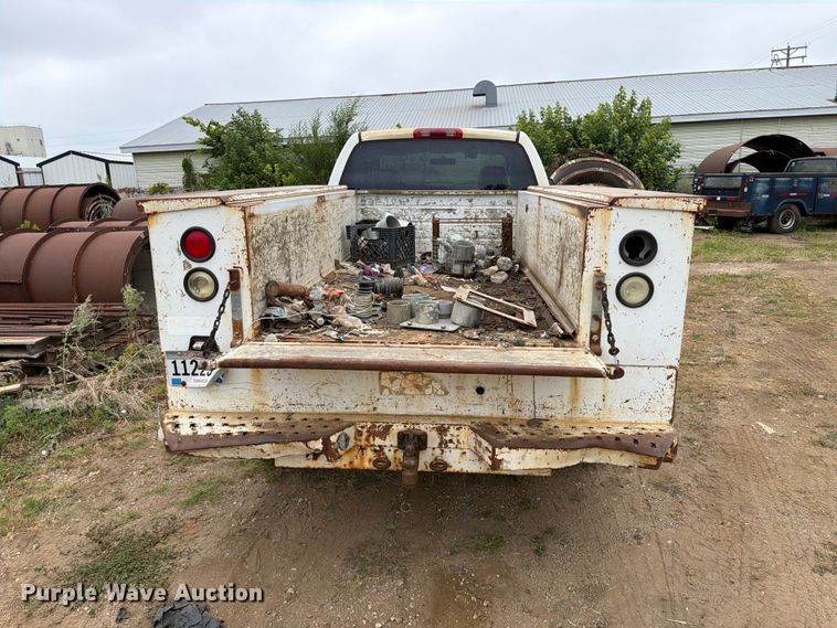 image for item ER1920 2003 Dodge Ram 3500 Ext. Cab utility bed pickup truck