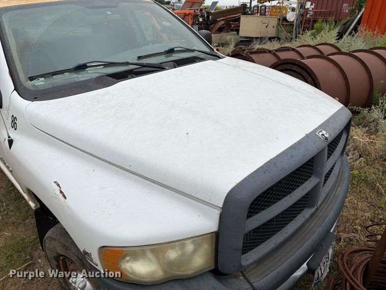 image for item ER1920 2003 Dodge Ram 3500 Ext. Cab utility bed pickup truck