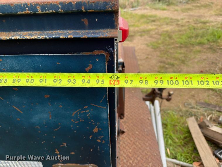 image for item ER1921 1993 Chevrolet 2500 Ext. Cab utility bed pickup truck