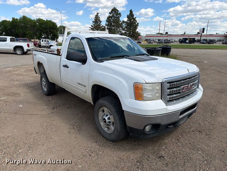 image for item ER1977 2014 GMC Sierra 2500HD pickup truck