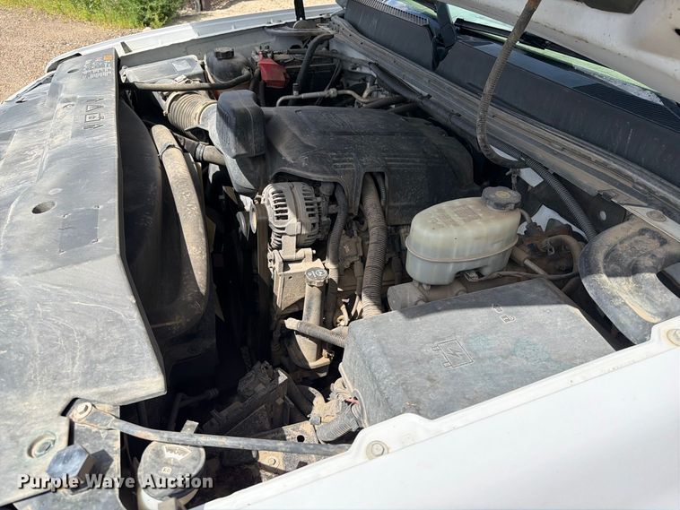 image for item ER1977 2014 GMC Sierra 2500HD pickup truck