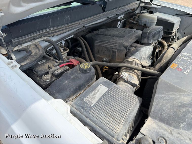 image for item ER1977 2014 GMC Sierra 2500HD pickup truck
