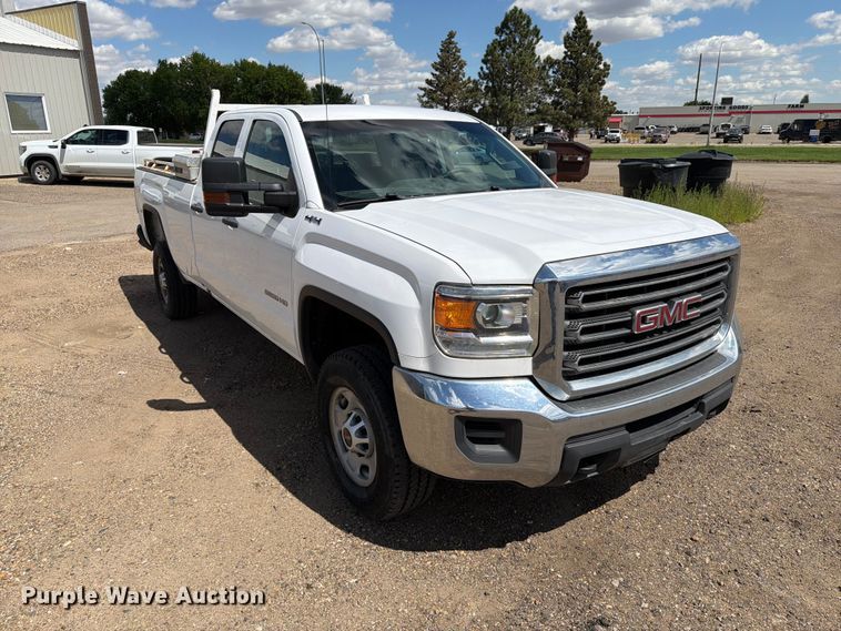 image for item ER1978 2019 GMC Sierra 2500HD Ext. Cab pickup truck