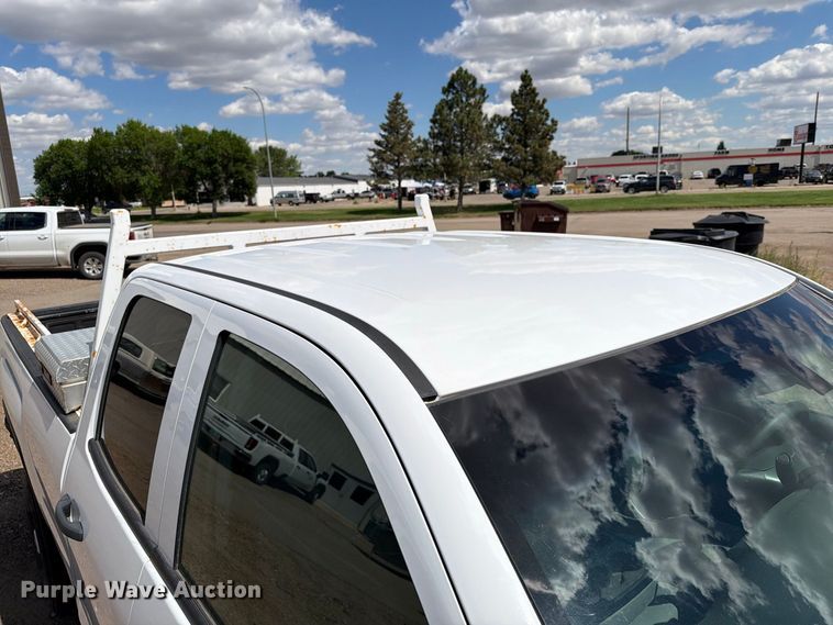 image for item ER1978 2019 GMC Sierra 2500HD Ext. Cab pickup truck