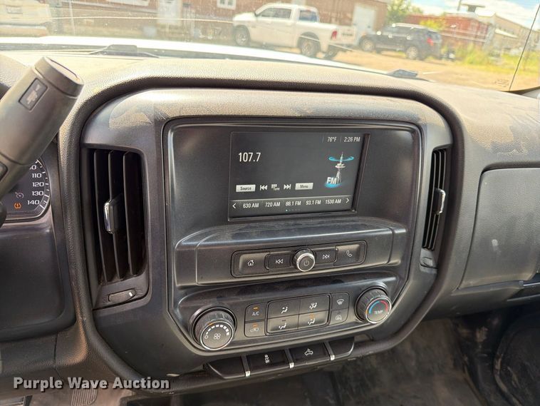 image for item ER1978 2019 GMC Sierra 2500HD Ext. Cab pickup truck