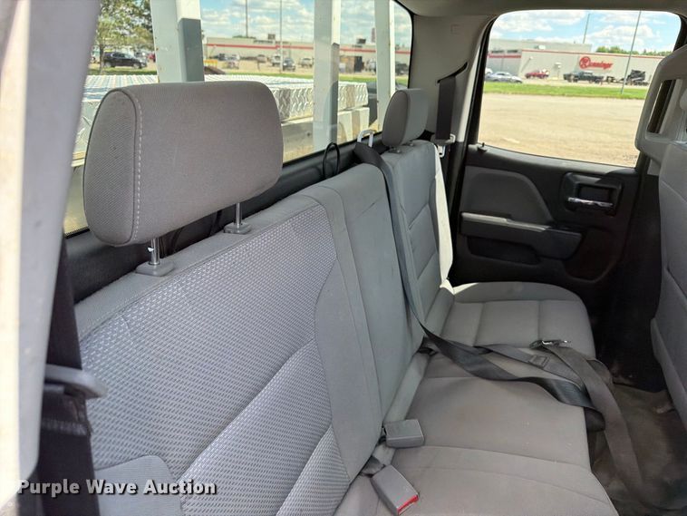 image for item ER1978 2019 GMC Sierra 2500HD Ext. Cab pickup truck