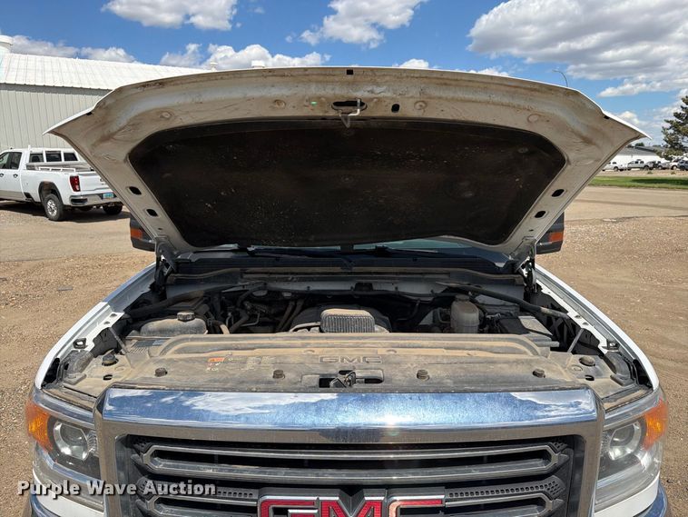 image for item ER1978 2019 GMC Sierra 2500HD Ext. Cab pickup truck