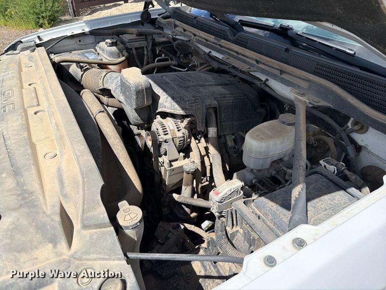 image for item ER1978 2019 GMC Sierra 2500HD Ext. Cab pickup truck