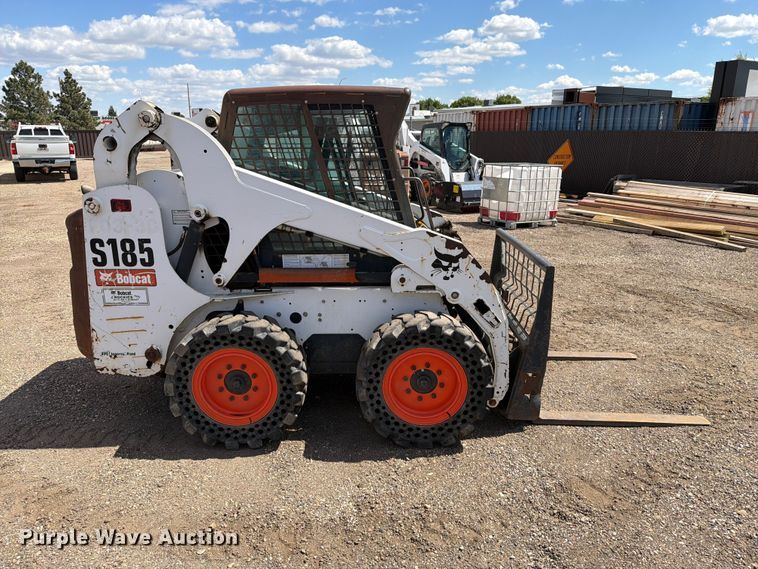 image for item ER1979 2006 Bobcat S185 skid steer loader