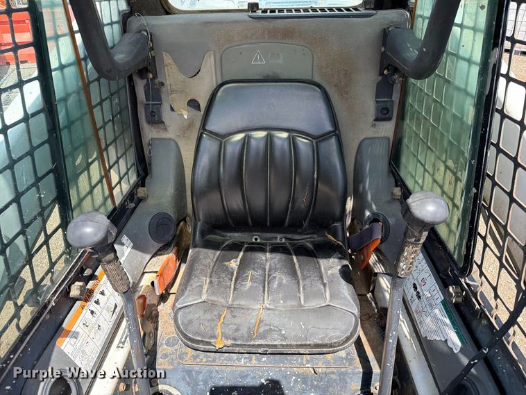 image for item ER1979 2006 Bobcat S185 skid steer loader