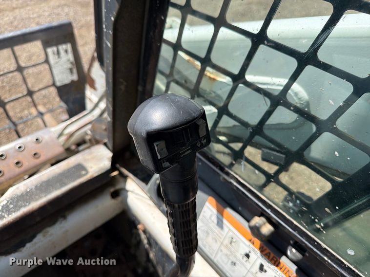 image for item ER1979 2006 Bobcat S185 skid steer loader