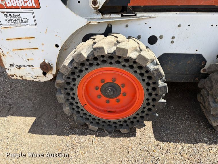 image for item ER1979 2006 Bobcat S185 skid steer loader