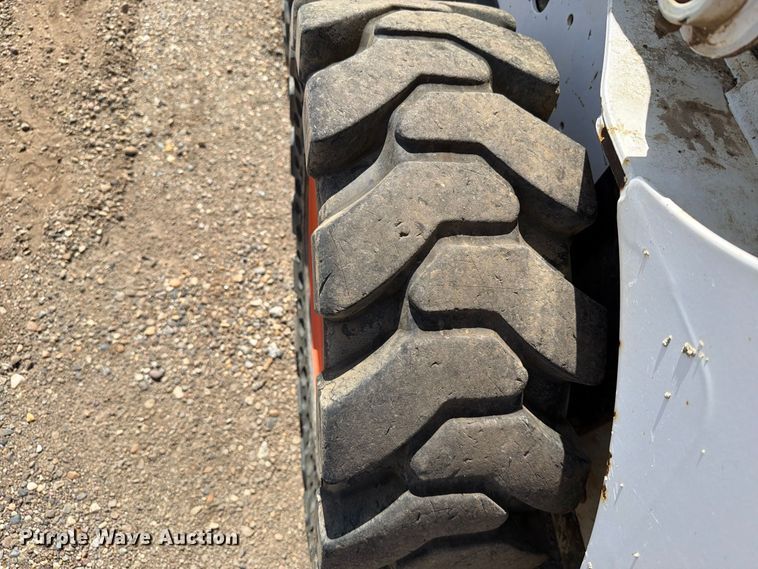 image for item ER1979 2006 Bobcat S185 skid steer loader