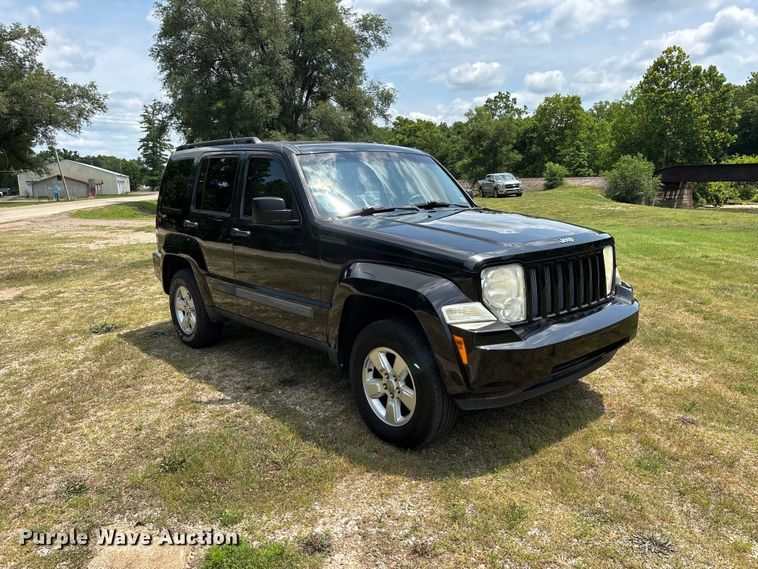 image for item ER3068 2012 Jeep Liberty SUV