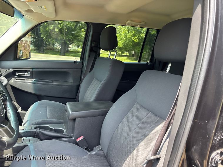 image for item ER3068 2012 Jeep Liberty SUV