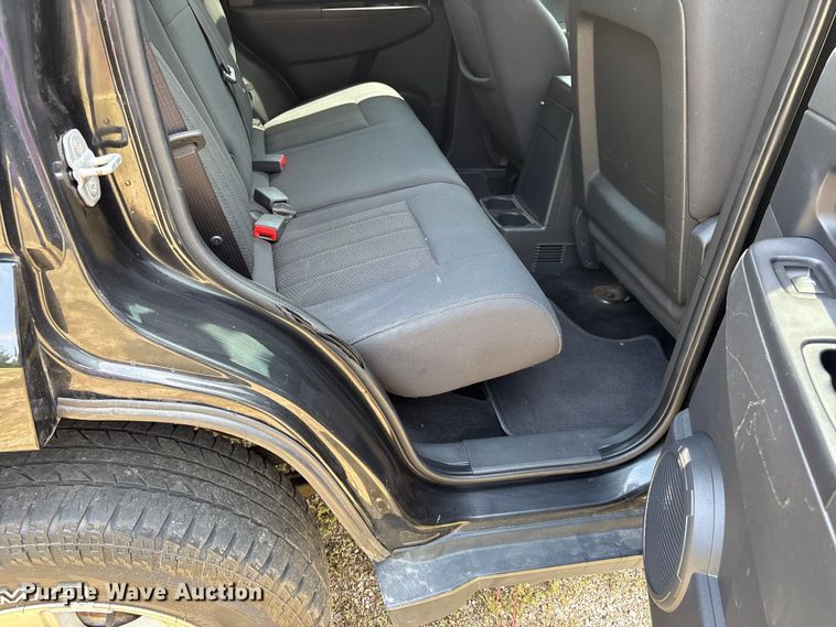 image for item ER3068 2012 Jeep Liberty SUV