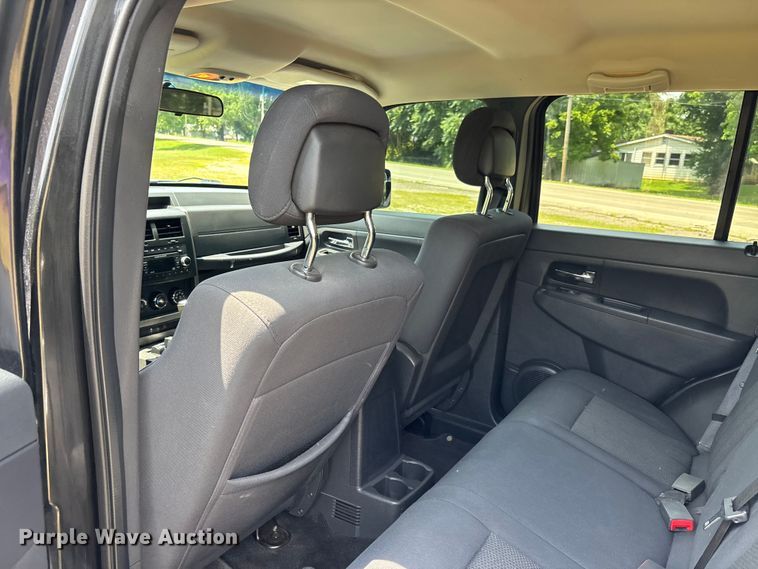image for item ER3068 2012 Jeep Liberty SUV