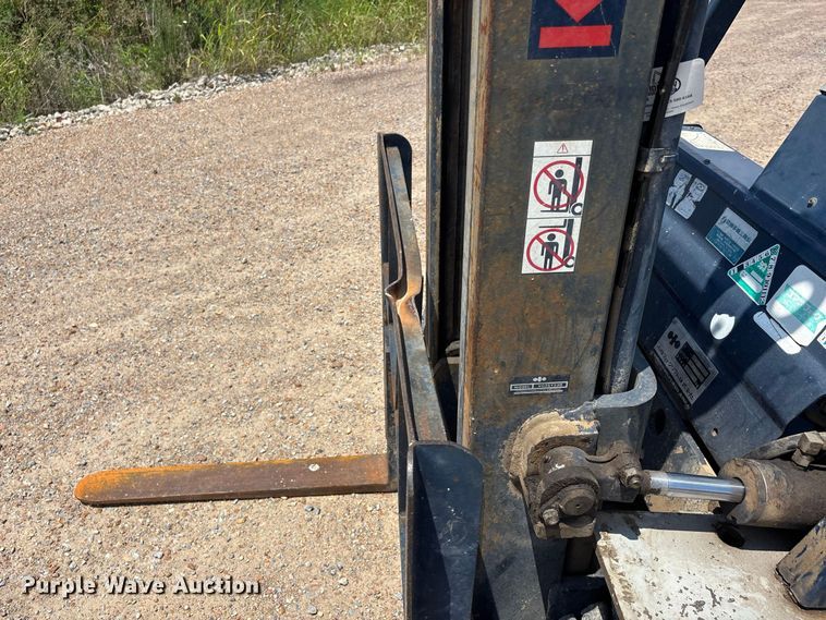 image for item ER3150 Komatsu FD20-11 forklift