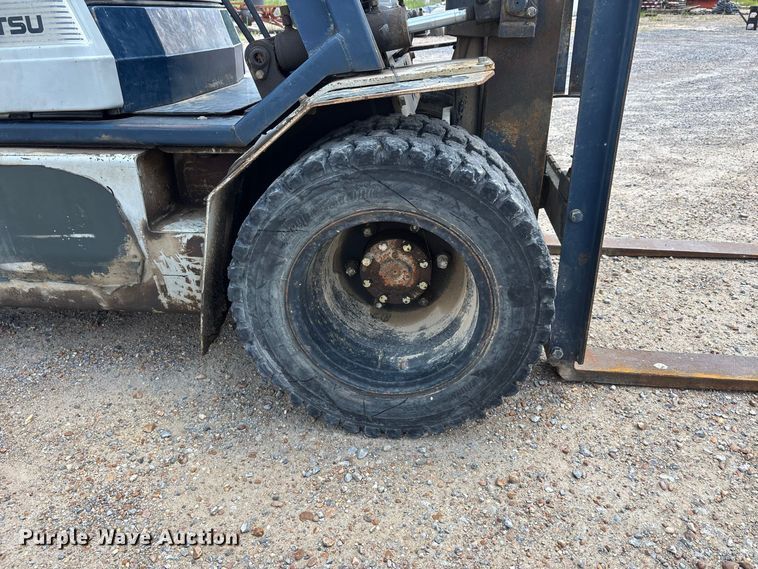 image for item ER3150 Komatsu FD20-11 forklift