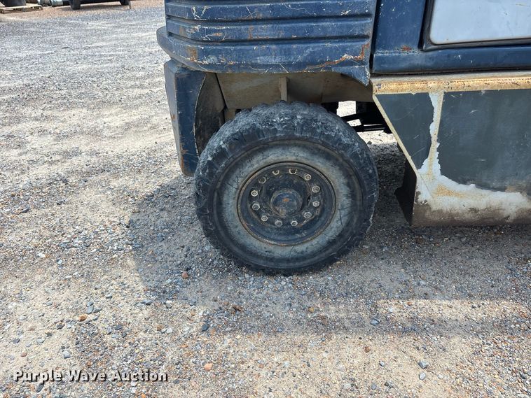 image for item ER3150 Komatsu FD20-11 forklift