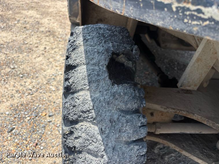 image for item ER3150 Komatsu FD20-11 forklift