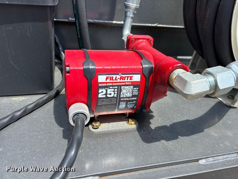 image for item ER3151 fuel trailer