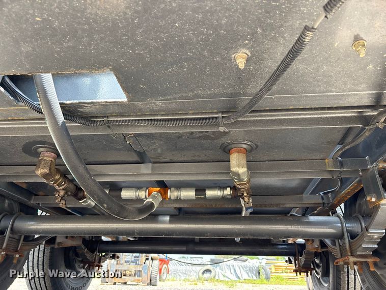 image for item ER3151 fuel trailer