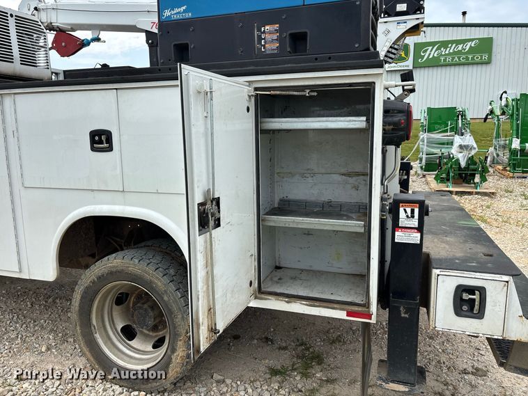 image for item ER3182 2018 RAM 5500 utility / service truck