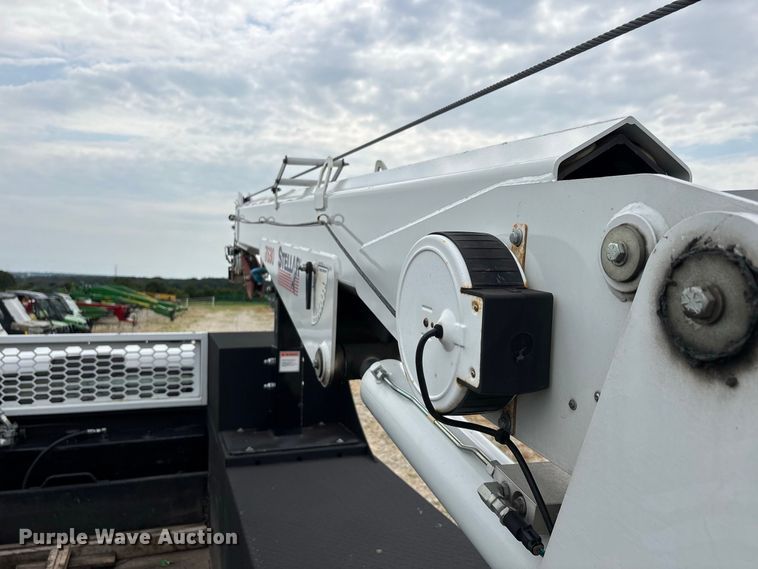 image for item ER3182 2018 RAM 5500 utility / service truck