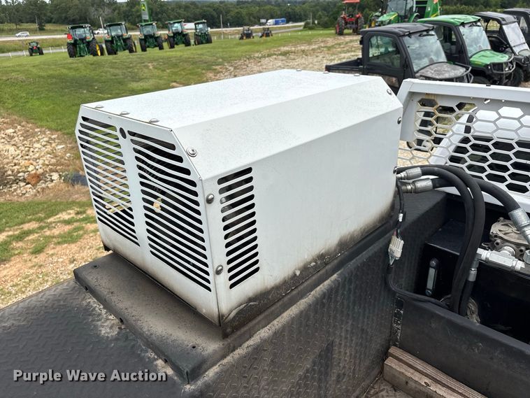 image for item ER3182 2018 RAM 5500 utility / service truck