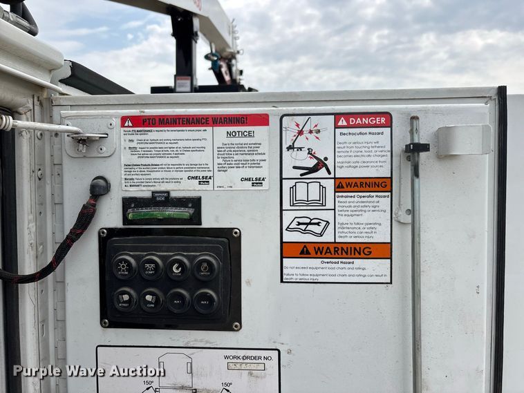 image for item ER3182 2018 RAM 5500 utility / service truck