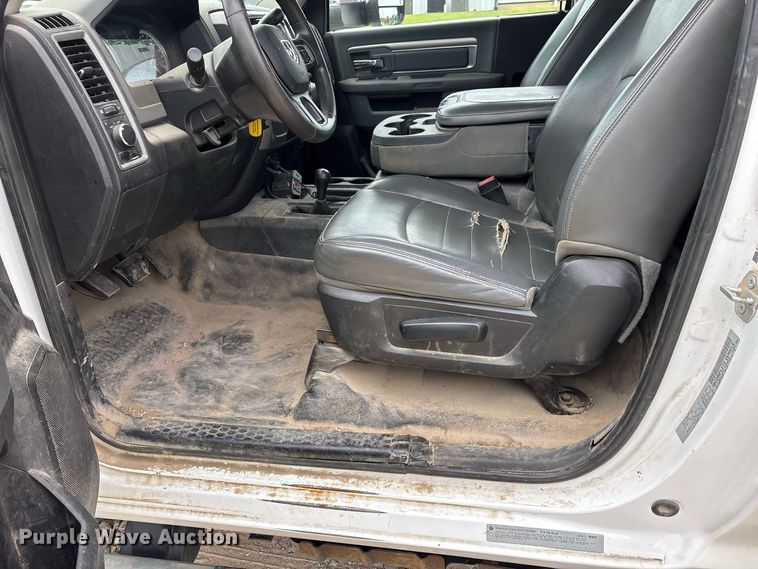 image for item ER3182 2018 RAM 5500 utility / service truck